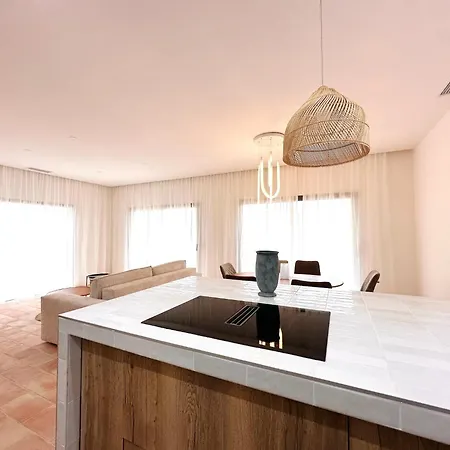 Familiale Avec Piscine Hyper Centre *