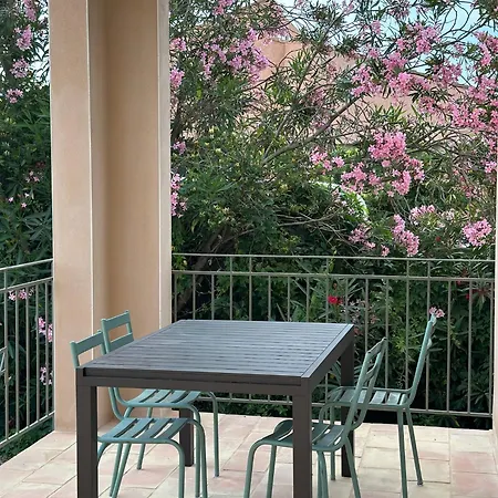 Familiale Avec Piscine Hyper Centre ヴィラ